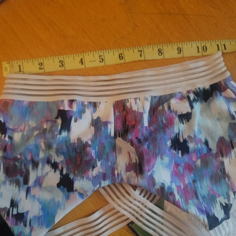 Fabletics Sports Bra XXS Watercolor - Picture 5 of 5